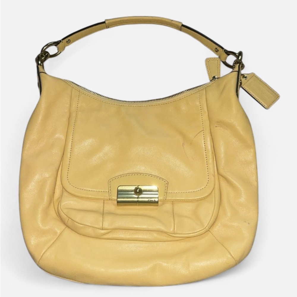 Coach Elegant Yellow Leather Women's Bag